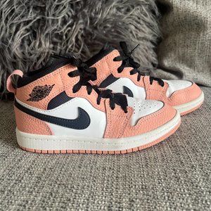 Nike Air Jordan 1 Mid Pink Quartz